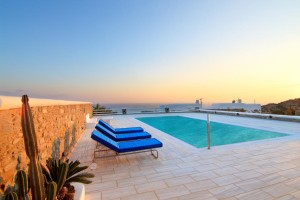 LUXURY VILLA A