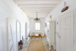 LUXURY VILLA B-8