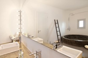 LUXURY VILLA C-16