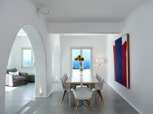 LUXURY VILLA E-4
