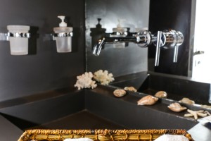 Main House Bedroom 2 e