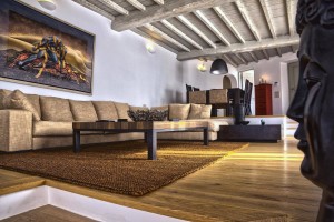 Main House Sitting area 1